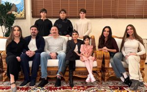 449e76dcc850c0d367bece3423688fb8_prezzz