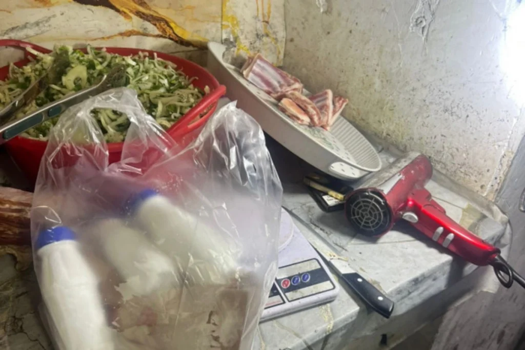 mGJUNkAoi3qTDHHGyApVAVmSGxv2GNeA0HGt01lN_1200