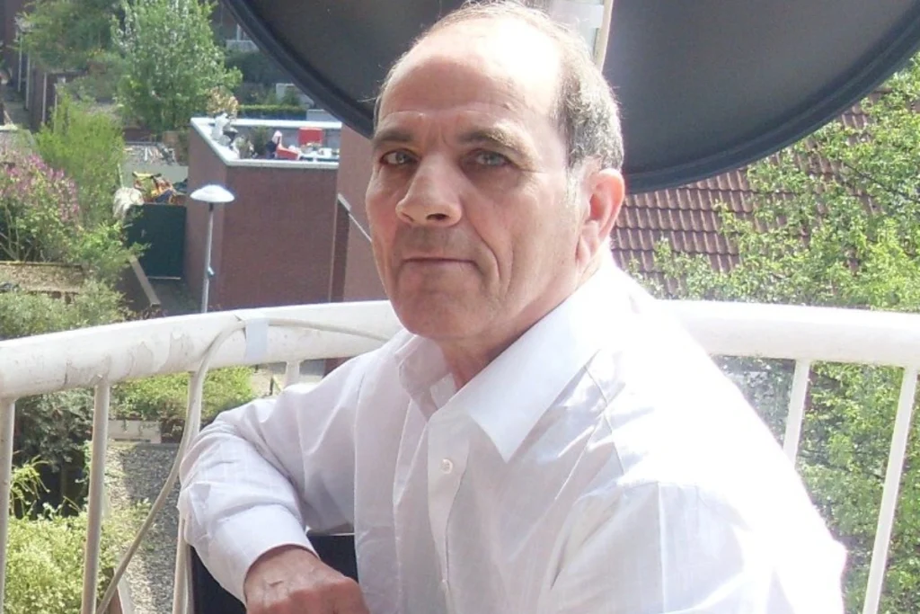 5R4XfHG1VK6l5kcvyR4oPpzwxCwtLPNGIFVGvW29_1200