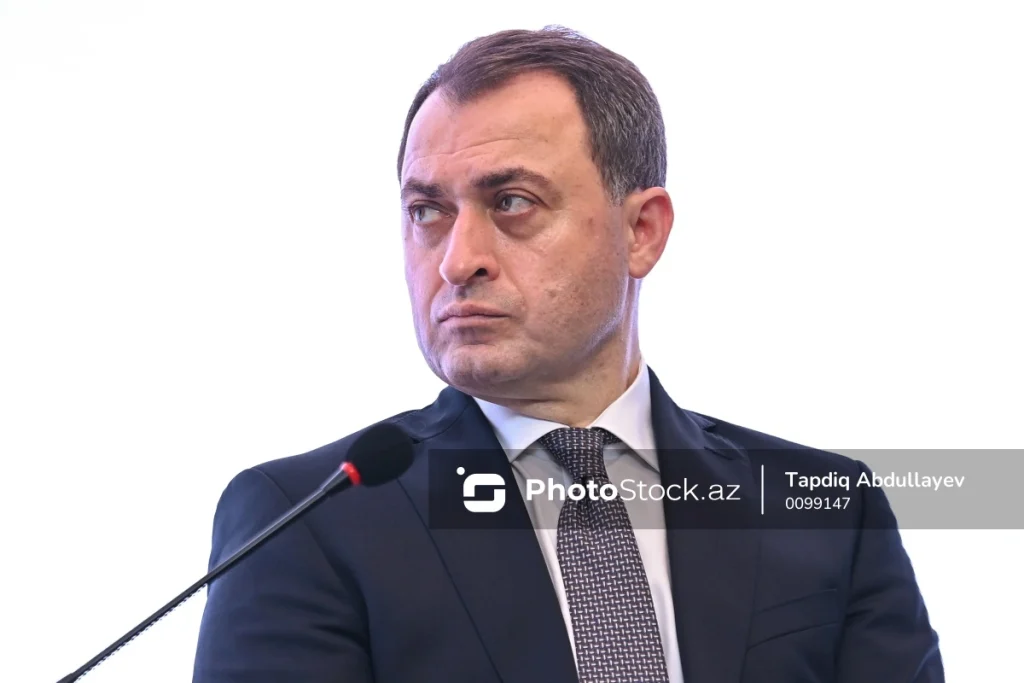 dXf1GTDSsR8GmbLvYiV2qXE0AZ3rpXXudfNECua7_1200