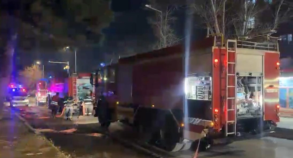 Bakıda dönərxanada YANĞIN