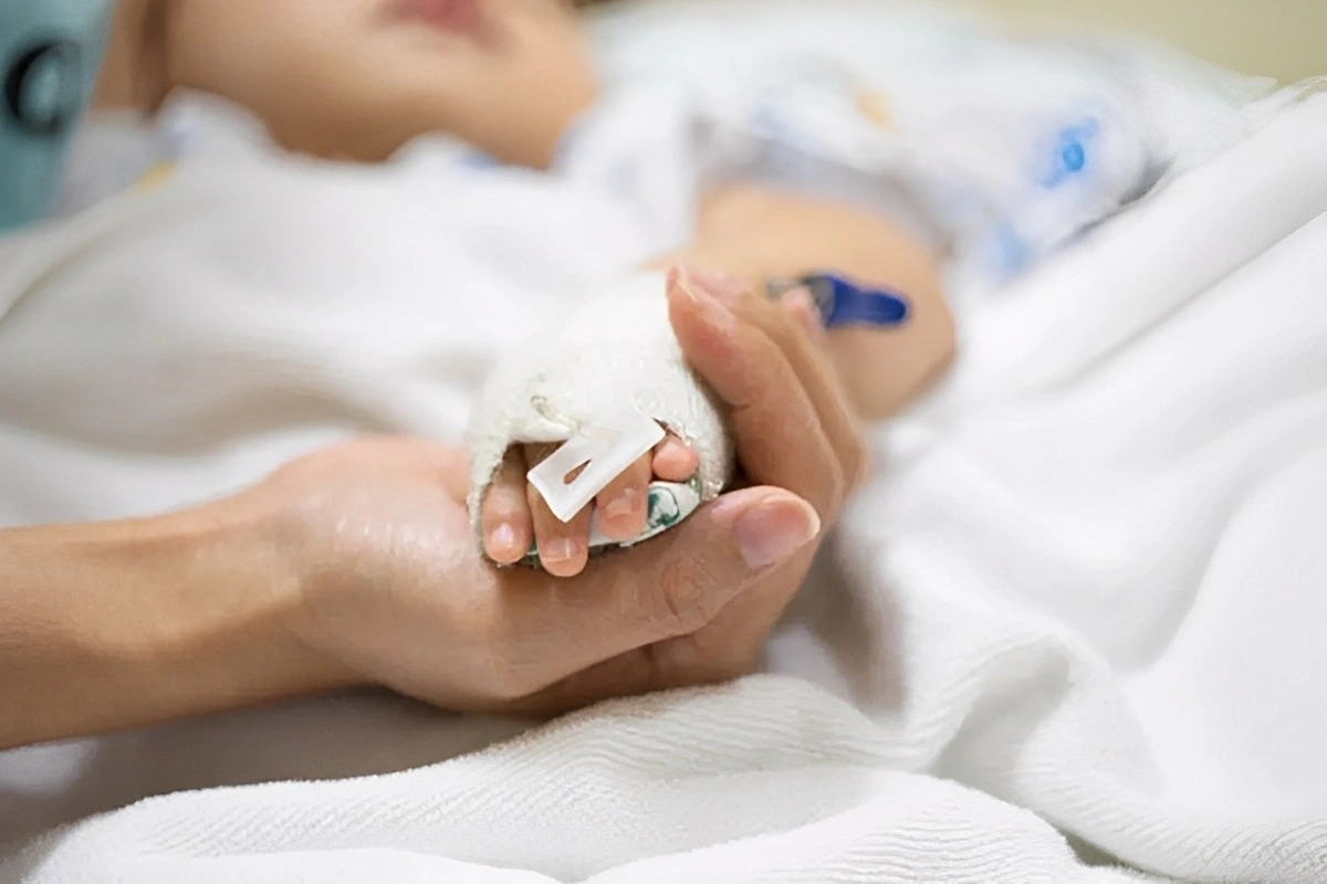 Beşgünlük körpə Zərdab xəstəxanasının həkiminin səhlənkarlığından ölüb? – İDDİA