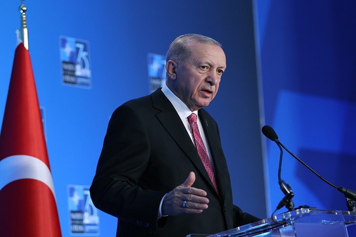 Türkiyə Prezidenti tərəfləri təcili dialoqa çağırıb