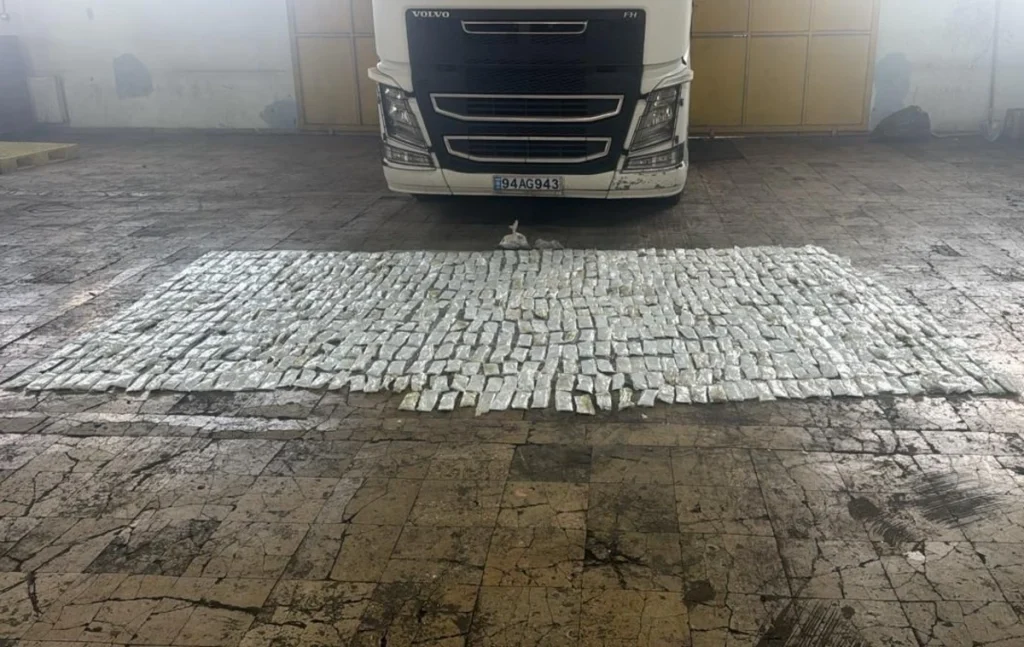 IvXt7cvs86UL7kmZfNw6ZbFSDNUzIdzc09ObVHkm_1200