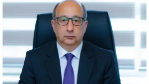 uOzbffZAT5KvPFQe8OYTj7eES6JUnrFX1VPaPt3c-1200