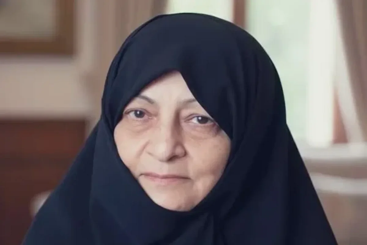 Əli Xameneinin həyat yoldaşının sağ olduğu bildirilir
