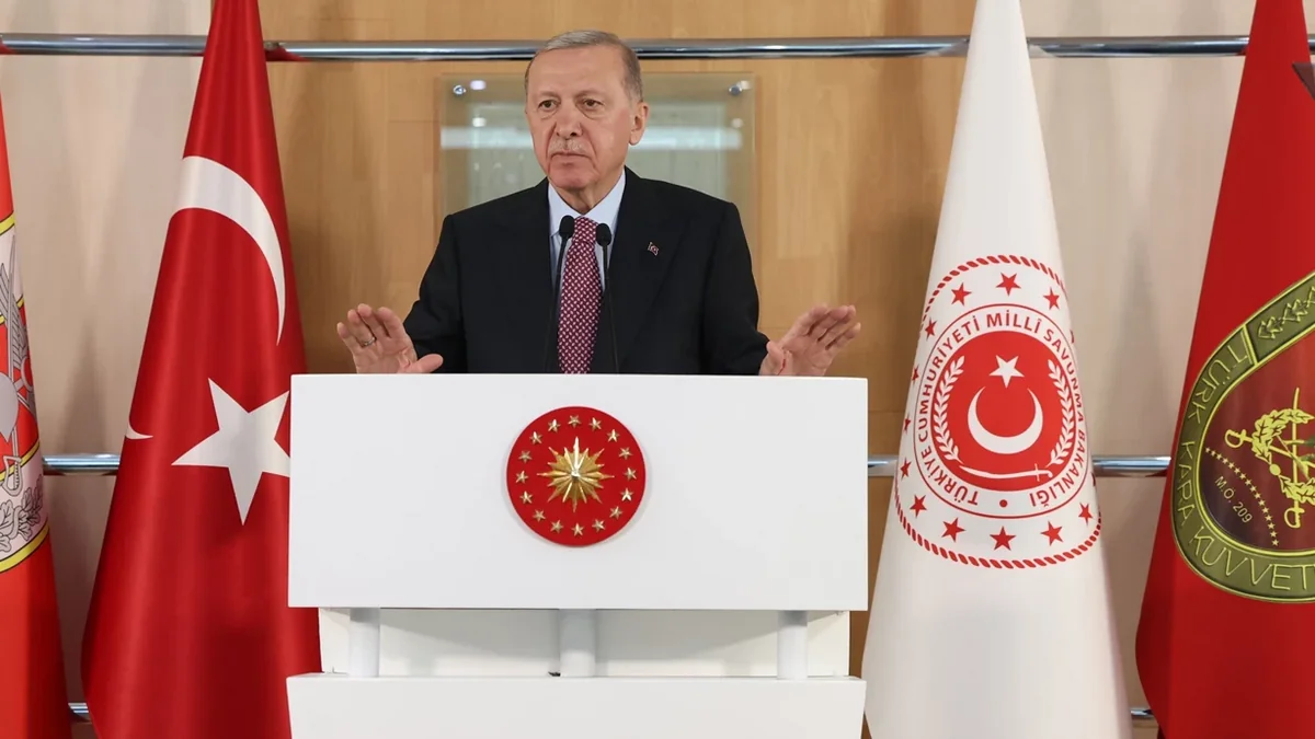 Ərdoğan İrandan atılan raketin Türkiyəyə düşməsinə münasibət bildirdi