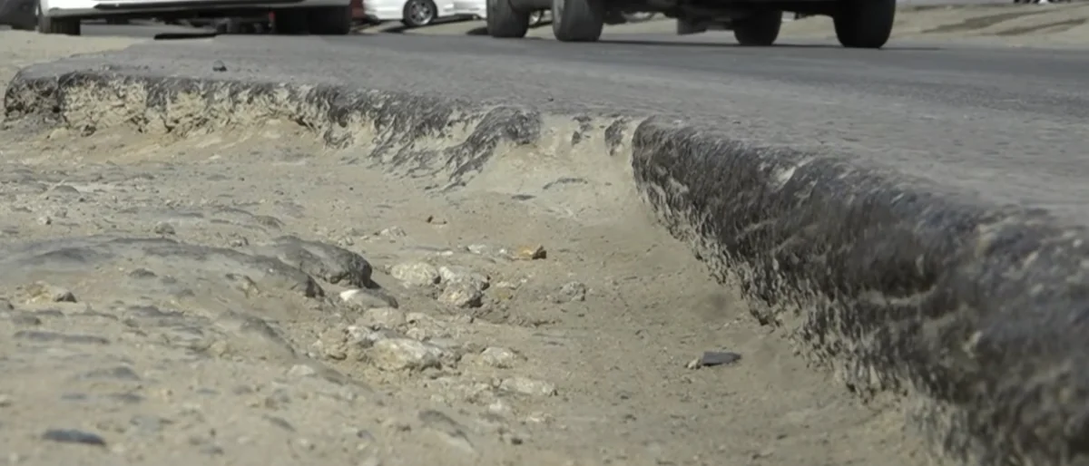 Sürücüləri bəlaya salan yol