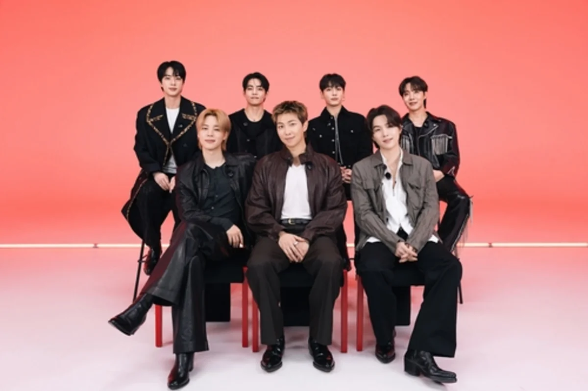 BTS səhnəyə dönür