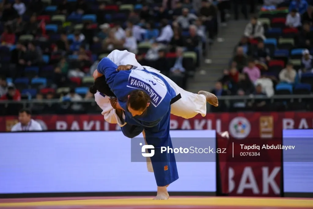 V9yqUbAJvyCeE8l7KMit8nxTZB6dw2jMMde4gpTY_1200