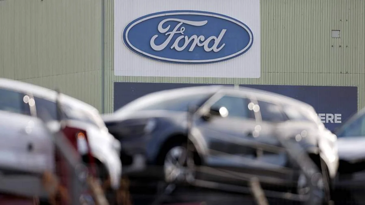 “Ford” bir milyondan çox avtomobilini geri çağırır