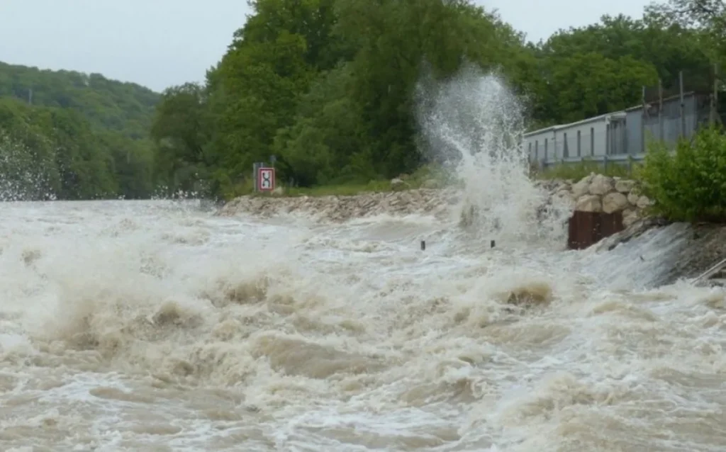 DRjPW19Geo00DvZAFWMhv6Wq0OpQ9dfKYK4pw9Ui_1200