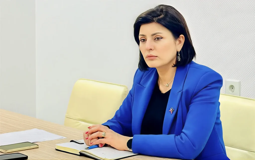 gG0ta0uqiLgOrEGFKFZQWX3wBJooyfVDAZZkJoFu_1200