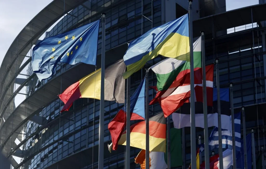 ksF7HtTcgSI4mRDwOkqn9CjJXxK028Smkp3szyXG_1200