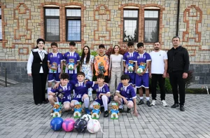 pckN5p0tHnpyfw1R9bAqtAz6AGJNnOYQMuX35kBF_1200