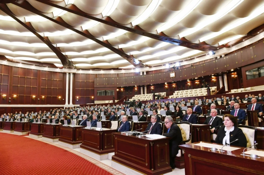MİLLİ MƏCLİS_1200