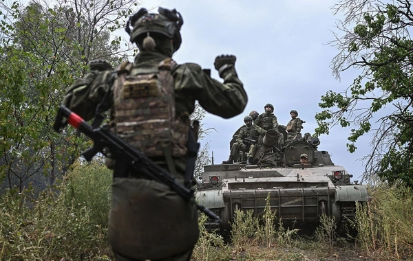 Rusiya hərbçiləri Donetskdə daha bir yaşayış məntəqəsini nəzarətə götürüblər